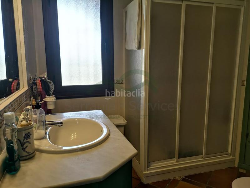 Foto ec422e54-c3df-49a0-9ac6-ca66e3f51673. Masia a Arriate