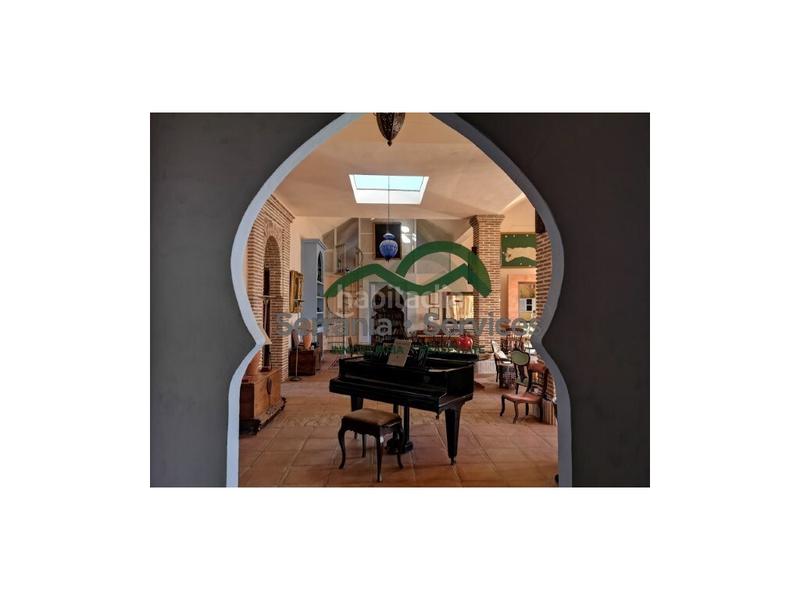 Foto 188c6400-5d24-4242-b240-b3d6821364e3. Casa  de campo 7 dormitoriospiscina casa huespedes16 has en Gaucín