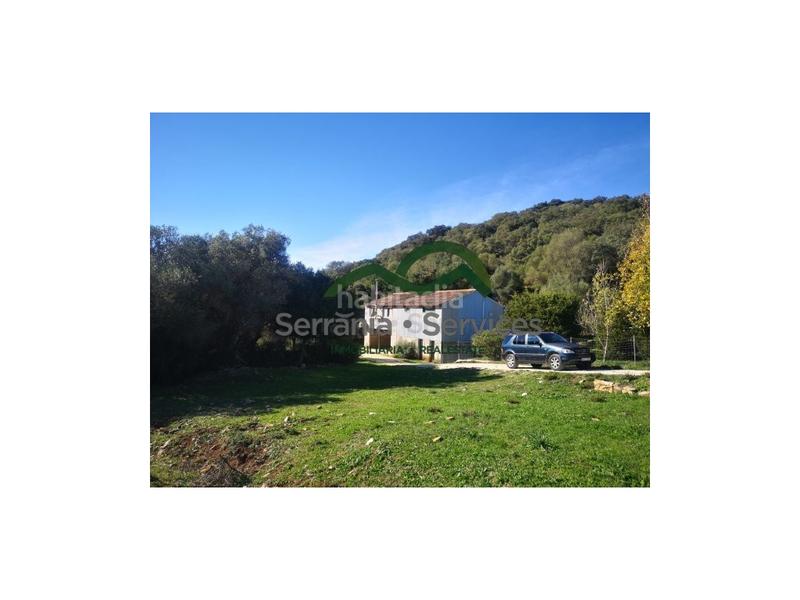 Foto 3ea1217b-3d8e-4f5c-add9-1d2f6e6af5f3. Casa  de campo 7 dormitoriospiscina casa huespedes16 has en Gaucín