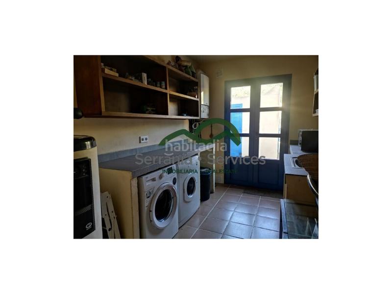 Foto 5f177395-9a6d-46e1-b2a4-075b65dc7a5c. Casa  de campo 7 dormitoriospiscina casa huespedes16 has en Gaucín