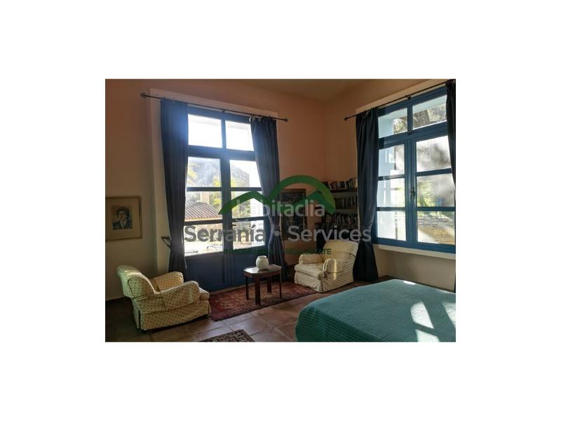 Foto 9a6c0ccd-6c2f-438e-9f49-6a2887ddb924. Casa  de campo 7 dormitoriospiscina casa huespedes16 has en Gaucín