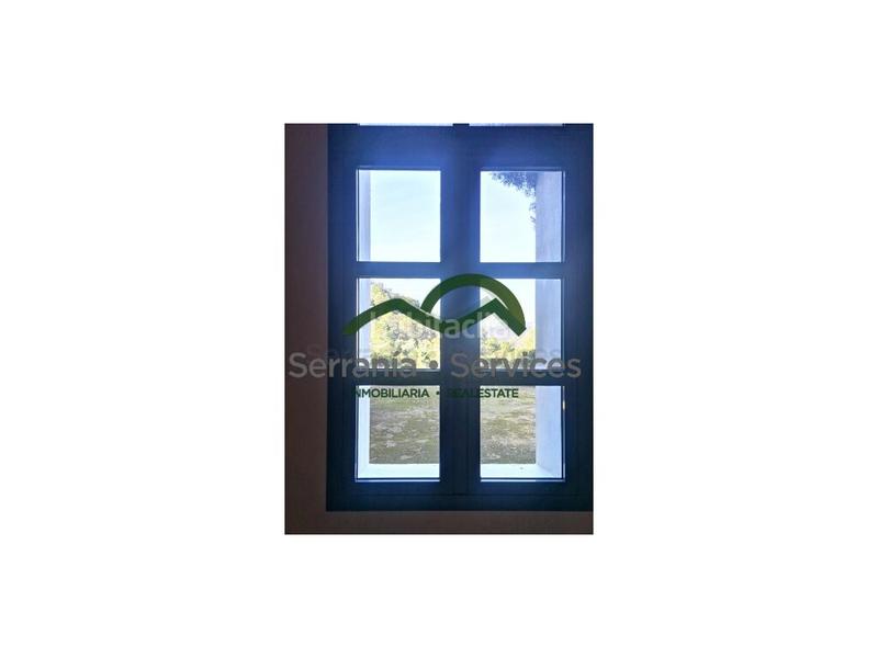 Foto a1cf108b-f3e8-4e1b-b57b-63f3923c0aee. Casa  de campo 7 dormitoriospiscina casa huespedes16 has en Gaucín