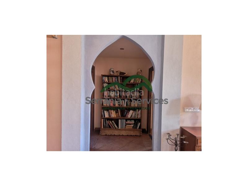 Foto dabcc806-c599-4fc0-bfbb-614235f7e76e. Casa  de campo 7 dormitoriospiscina casa huespedes16 has en Gaucín