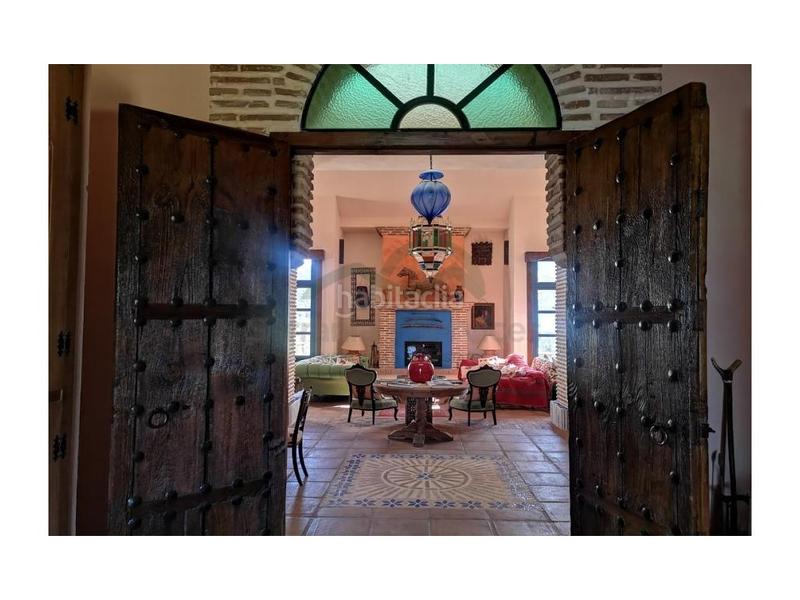 Foto ecf63526-1137-4731-9ced-c307b1c4ec50. Casa  de campo 7 dormitoriospiscina casa huespedes16 has en Gaucín