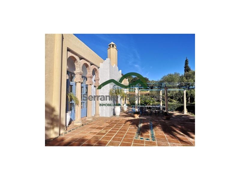 Foto f8036593-720b-461b-a9a5-5afa22110337. Casa  de campo 7 dormitoriospiscina casa huespedes16 has en Gaucín