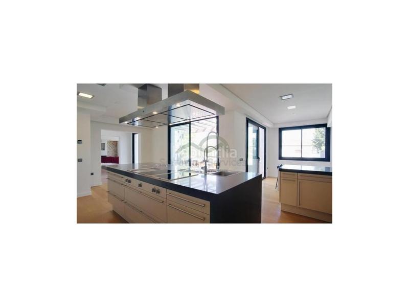 Foto 818fb309-0008-405d-9196-ad37e45503ff. Casa a Centro Ronda