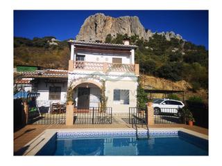 Masia a Benalauría. Finca , 2 viviendas, piscina, vistas