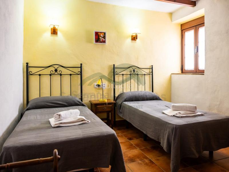 Foto 024c87b4-20a5-47e5-90d3-80cf42932300. Geschäftsraum in Montejaque