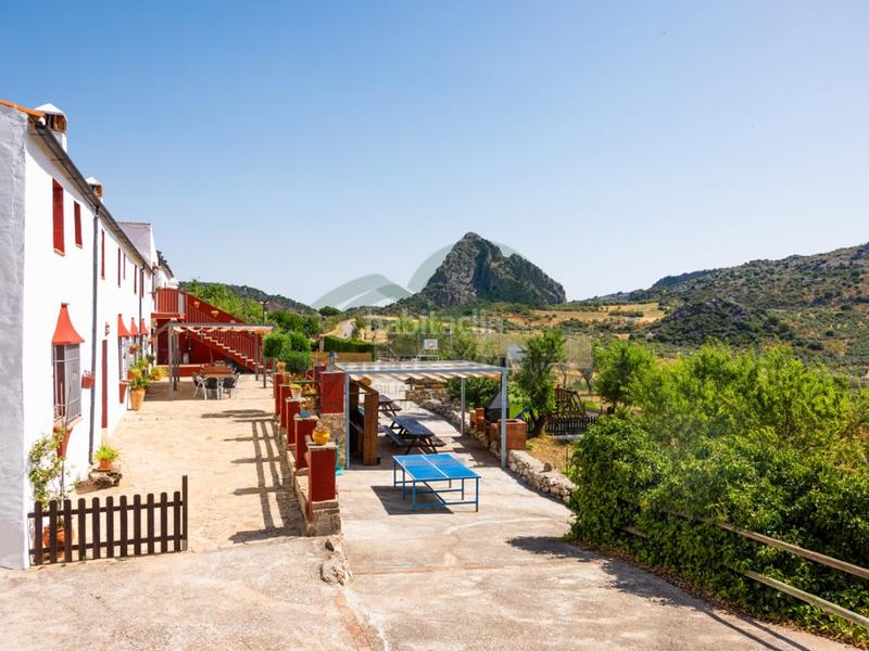 Foto f5d28a9c-b5a8-4c5a-be33-e7ae3a537d51. Geschäftsraum in Montejaque