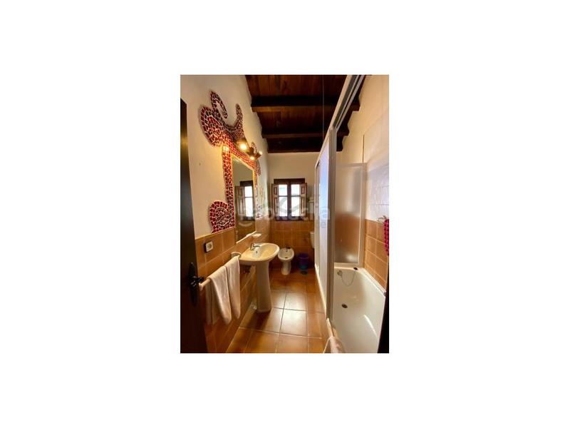 Foto f9db1104-2990-423f-b40e-b96eca5f8071. Local comercial rural hotel con piscina valle de genal en Júzcar