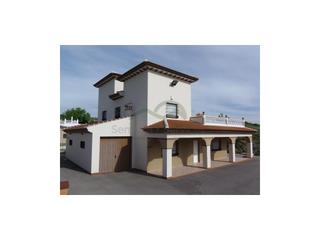 Maison à Centro. Chalet, garaje, 4 dormitorios, piscina, spa