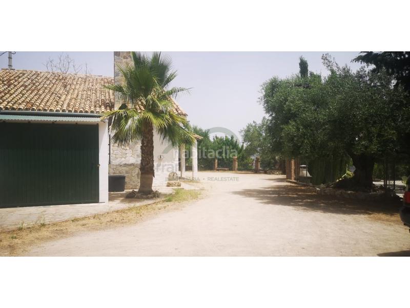 Foto 08c9e832-2b58-495c-acd5-9d527b94bf97. Masía finca rústica con piscina en Zahara