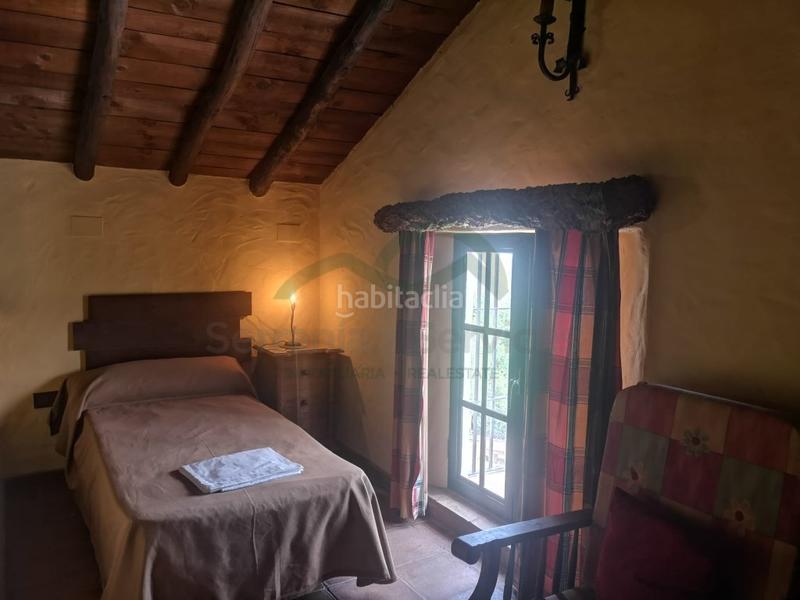 Foto d8e7687b-a156-44a6-8607-8916185dd43a. Masía finca rústica con piscina en Zahara