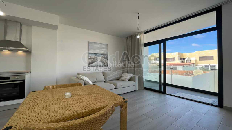 Foto b1652ead-c21a-42ed-85ec-a6ec942a2097. Àtic a Corralejo Oliva (La)