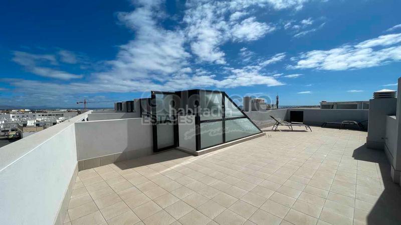 Foto abf7aa59-a370-4cf3-8f72-fb91da352515. Attico in Corralejo Oliva (La)