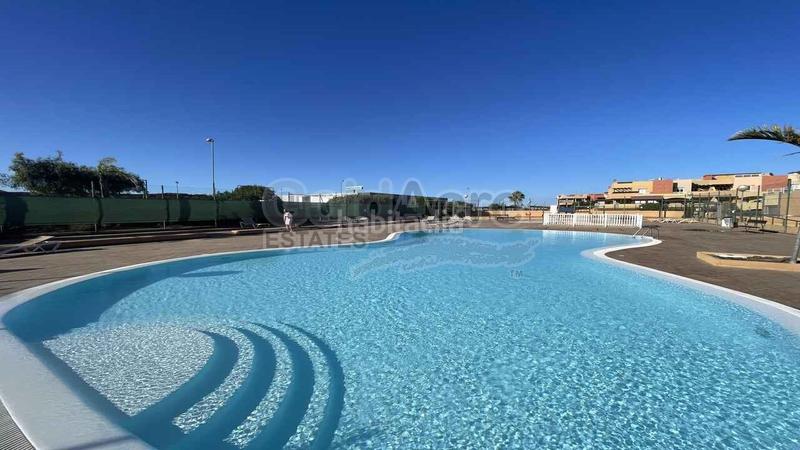 Foto 9ce2b30d-8710-42b4-adb4-7283d122641a. Apartamento en Corralejo Oliva (La)