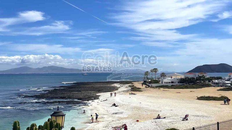 Foto 661c0720-653f-40cc-8f41-51cfb55a7f2b. Chalet en Corralejo Oliva (La)