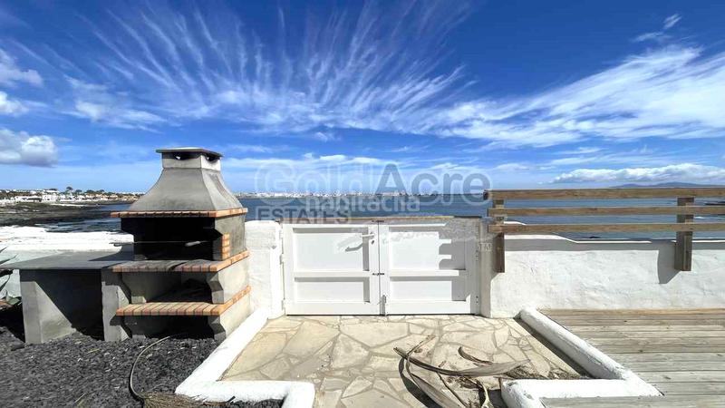 Foto 9ef3df6a-e3c0-4a6b-96e7-6d3987958c4a. Chalet en Corralejo Oliva (La)