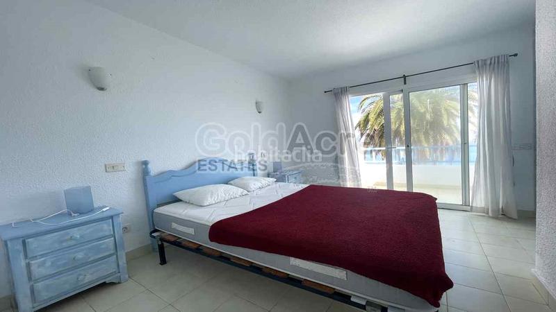 Foto f32a92d1-05fa-46e9-98c9-2f3115cba86c. Chalet en Corralejo Oliva (La)
