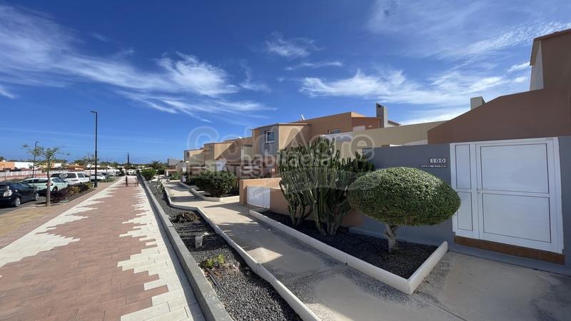 Foto 38fae791-3811-445f-99e4-9d2901682d06. Apartamento en Corralejo Oliva (La)