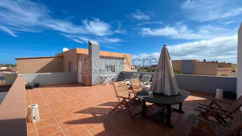 Foto 4471028d-acc0-4cfb-a2a3-3761541147b7. Apartamento en Corralejo Oliva (La)