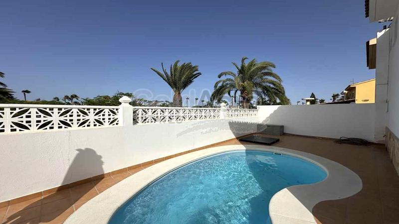 Foto 450ffeda-24ff-4dee-9fb3-d45b1c350797. Casa en Corralejo Oliva (La)