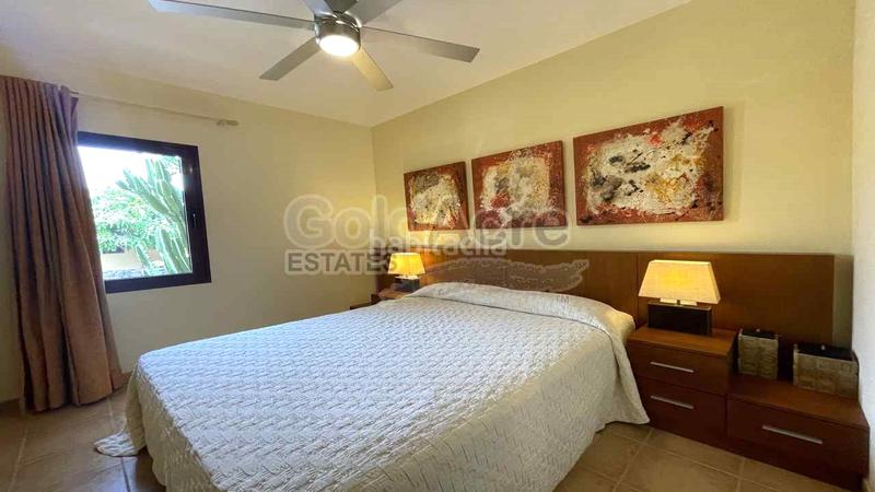 Foto 14f70745-2c23-40e7-bfb0-de6d4f158868. Casa en Corralejo Oliva (La)