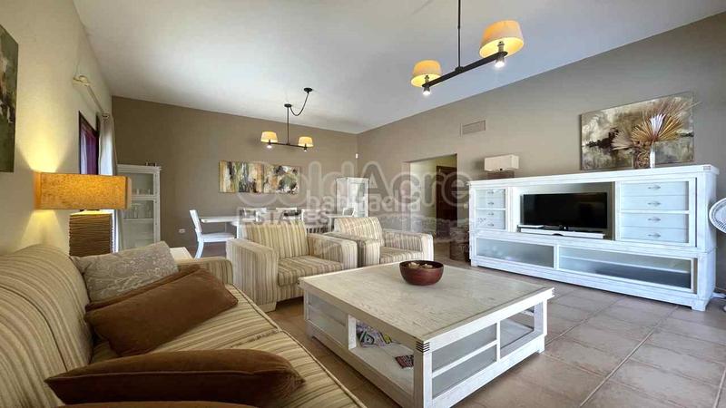 Foto 4b571266-1c7e-4021-b8e8-f185f86ae484. Casa en Corralejo Oliva (La)