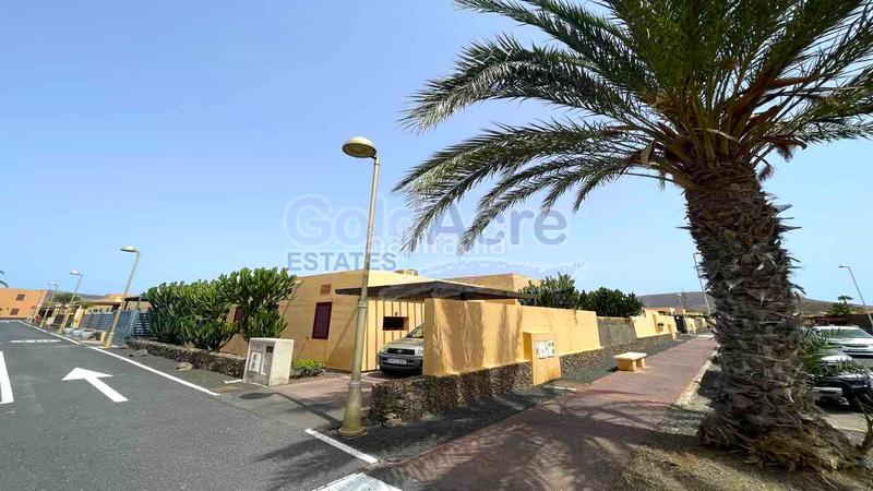 Foto 4bd10b29-66b2-45a0-b344-d818c4dc3247. Casa en Corralejo Oliva (La)