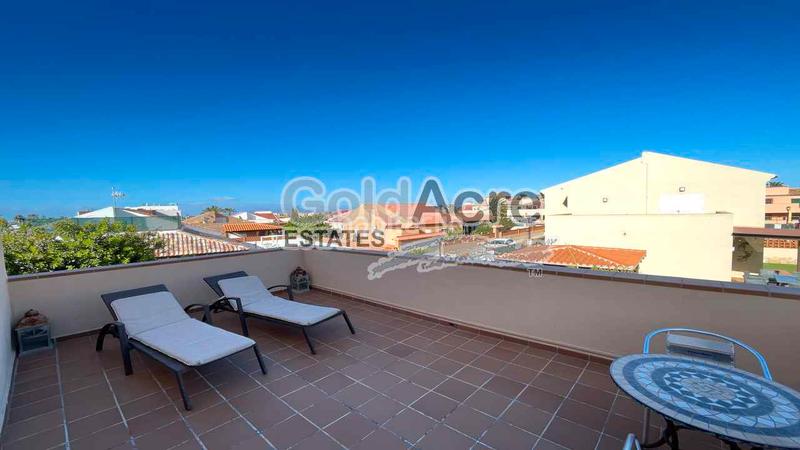 Foto 80f7a52e-b893-430c-a0f5-71188c0dbd38. Casa en Corralejo Oliva (La)