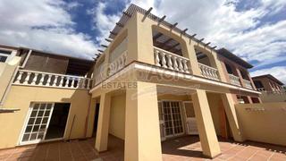 Zweistöckige Wohnung in Solana Matorral