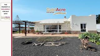 Casa a La Oliva pueblo