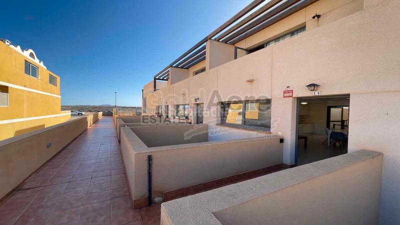 Foto 53bbafea-c0eb-44b4-80f2-c658332dbabe. Apartamento en El Cotillo Oliva (La)
