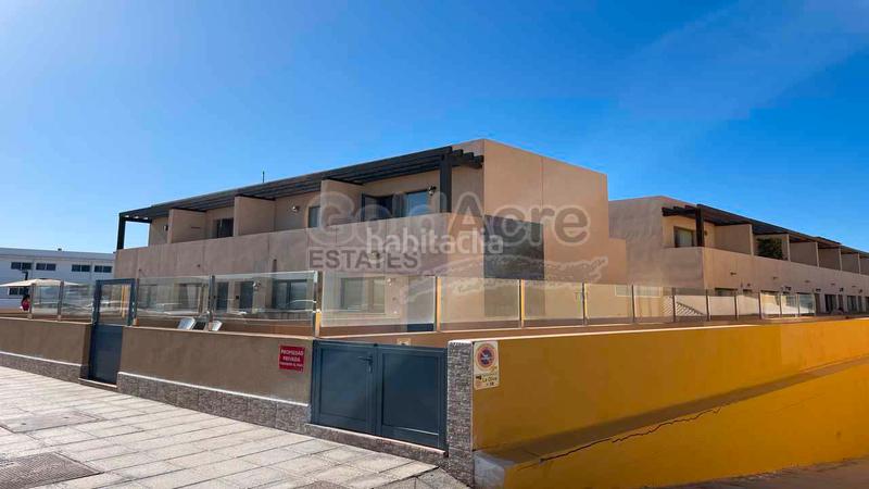 Foto fbb75d0e-0ba6-4332-9bea-24b577fee57f. Apartamento en El Cotillo Oliva (La)