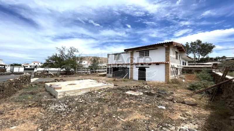 Foto 9b313d37-0b0d-4788-a016-b1f007d62fa5. Casa a Villaverde Oliva (La)