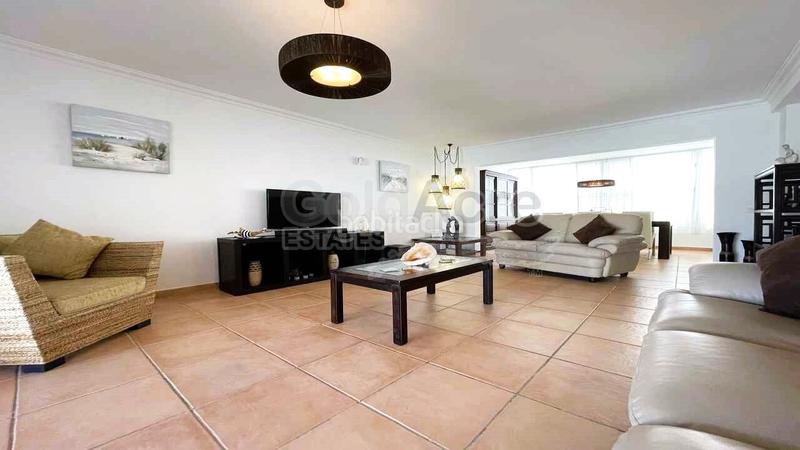 Foto 0f7ff574-54b2-4e14-b2e0-07508f4d6d64. Casa en Corralejo Oliva (La)
