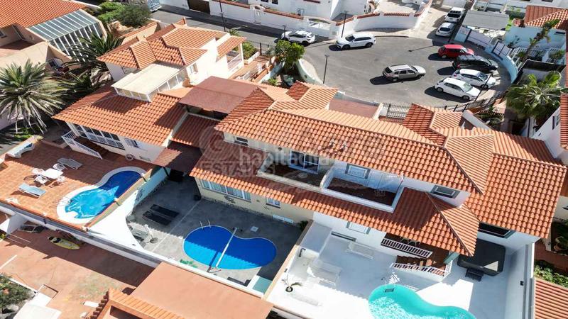 Foto 261a8adf-0f9d-4fda-8b32-6d584427075d. Casa en Corralejo Oliva (La)