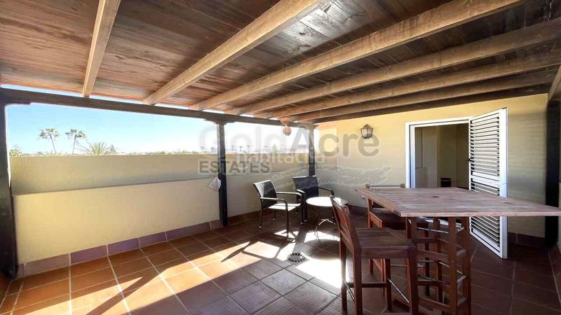 Foto 9129242d-fbb0-4090-9de9-400b482421fd. Casa en Corralejo Oliva (La)