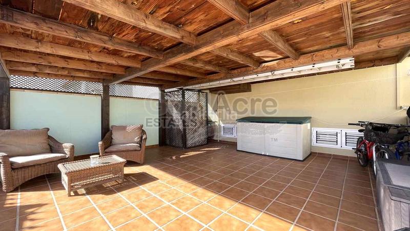 Foto d54a15f9-5eb0-4915-8a8e-0be2bca2a32d. Casa en Corralejo Oliva (La)