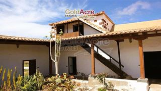 House in Tefía - Tetir