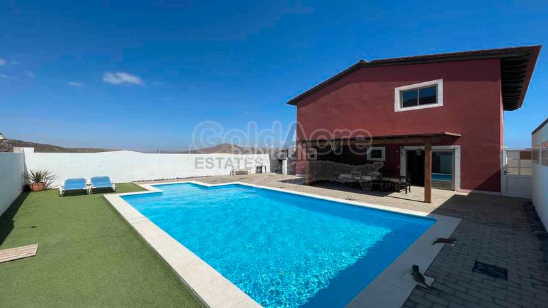 Foto fbb7fb78-9c97-4e89-8573-e6d11569a0b1. Casa en Gran Tarajal Tuineje