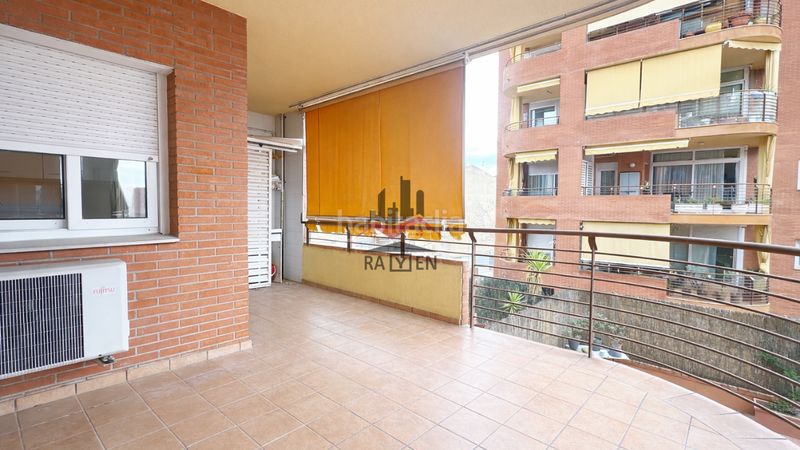 Foto 63cabcde-8783-48c9-86fb-393f4971bec8. Pis amb calefacció aparcament a Creu de la Mà Figueres