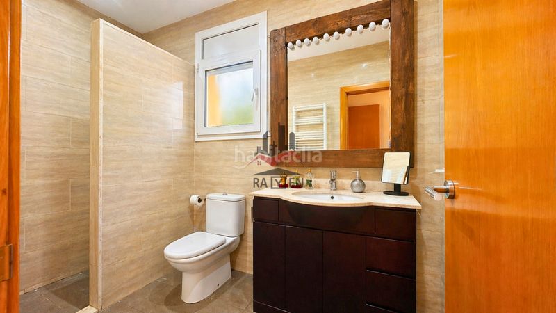 Foto 392094db-b005-4b1c-893a-88cdfec0add9. Casa amb calefacció aparcament a Peralada