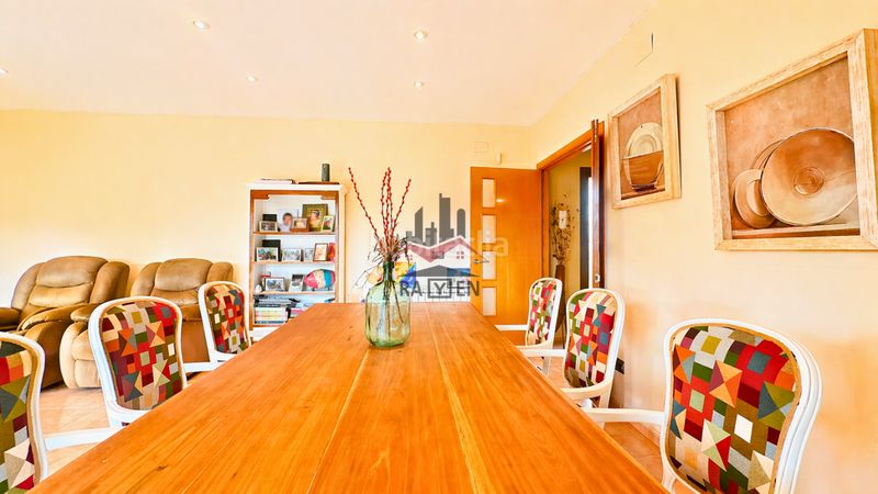 Foto 5a7738ab-9974-4461-92c3-a9eeca45189b. Casa amb calefacció aparcament a Peralada