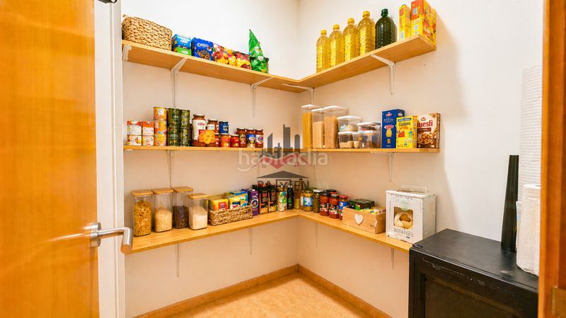 Foto b5bea42c-b826-4acd-8190-b0a446456658. Casa amb calefacció aparcament a Peralada