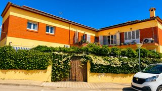 House in Vilafant. Espacio, luz y tranquilidad para convertir cada día en hogar