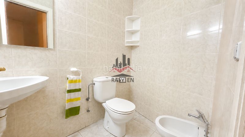Foto a0a7b43e-7639-4ecb-92f5-ed0c64ba456c. Local comercial a Centre Figueres