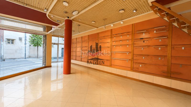 Foto a80d6b71-2d64-4d6d-8164-4186a0dfcdeb. Local comercial a Centre Figueres