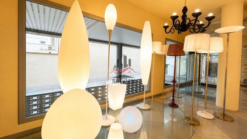 Foto b4b1fe1e-671d-4943-a0d5-2f0bb29a50a2. Local comercial a Centre Figueres