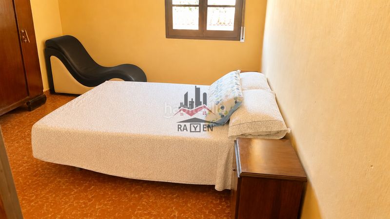 Foto e7a378a3-0f15-4cf2-b386-3a9dcc308e74. Casa adossada amb aparcament a Riumors